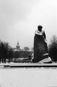 Sverdlov Sq, Moscow, Feb 91 (AS)